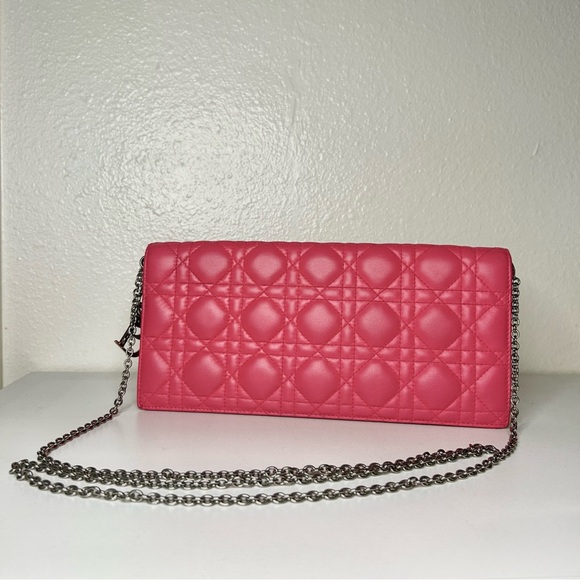Dior Lambskin Cannage Lady Dior Fuchsia Clutch with Chain - Picture 3 of 12